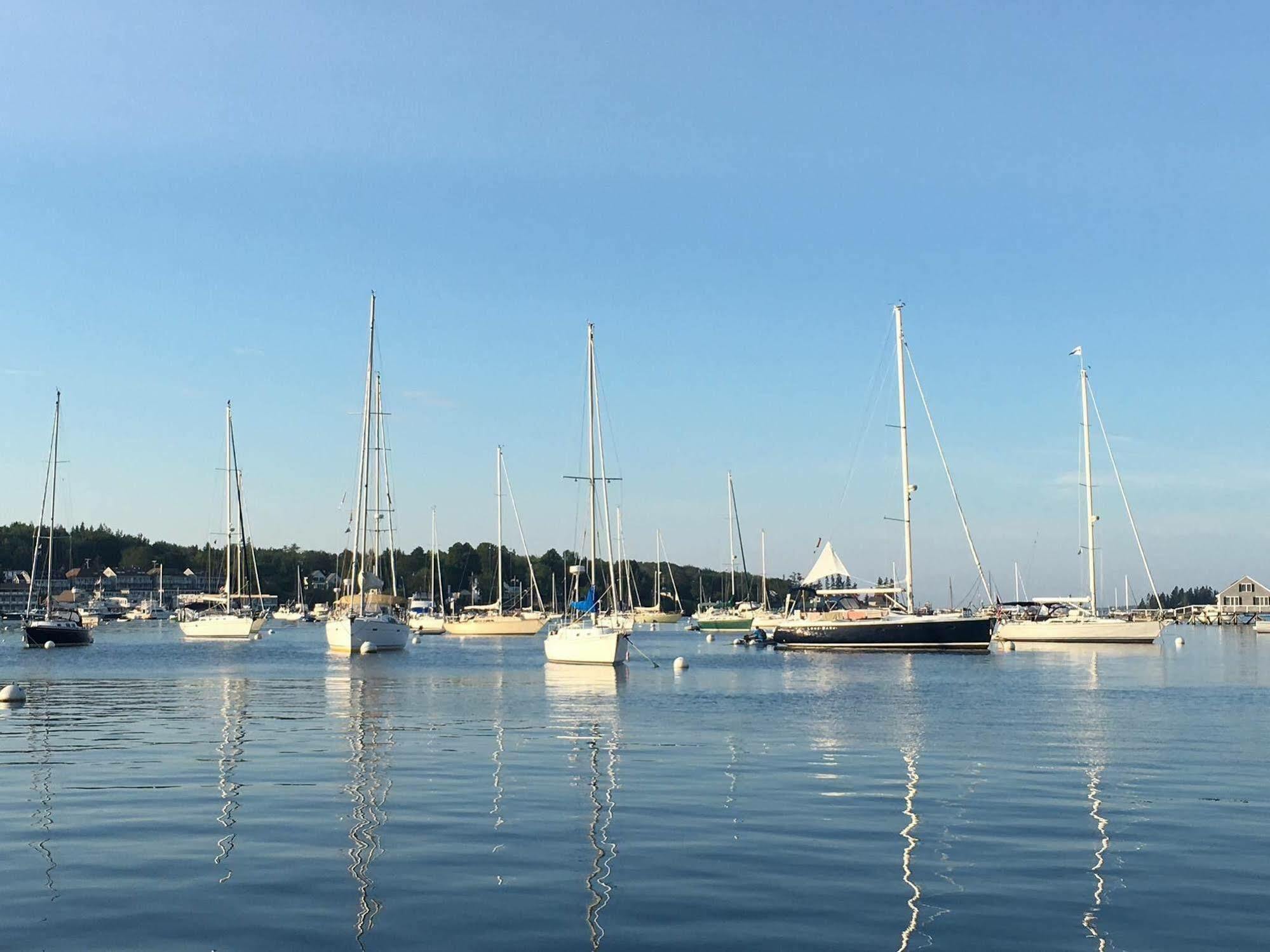Harbor House Inn ブースベイハーバー エクステリア 写真