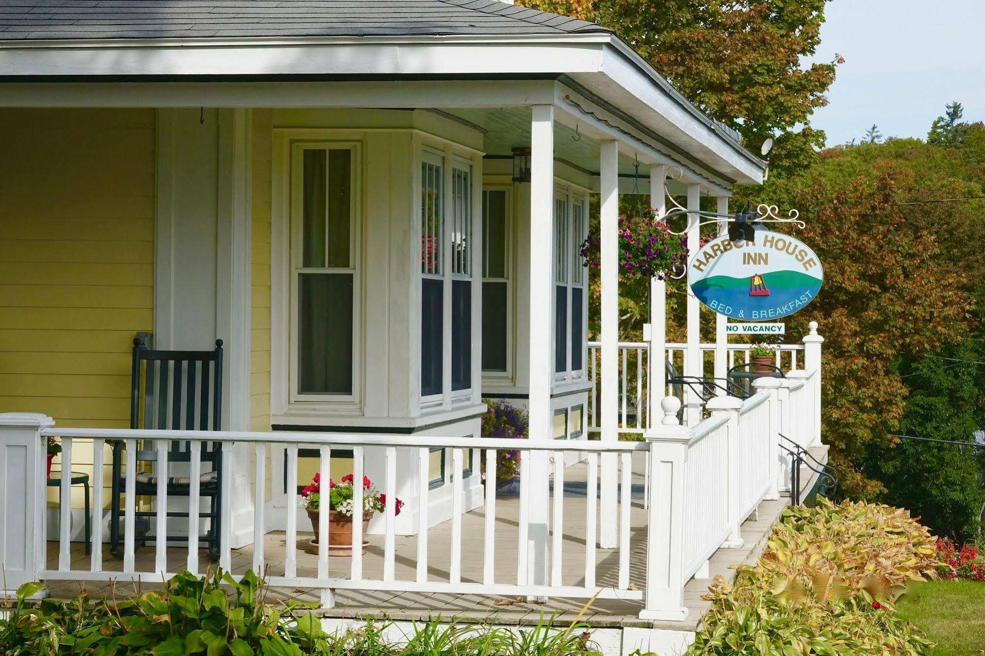 Harbor House Inn ブースベイハーバー エクステリア 写真